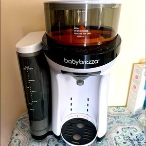 Baby Brezza Formula Pro